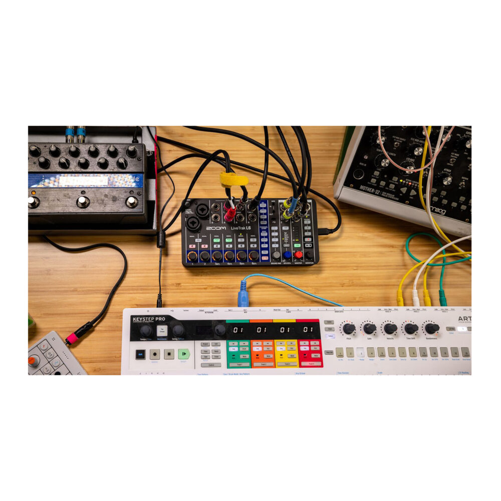 Zoom Livetrak L6 – Mixer Digital « Royal Music
